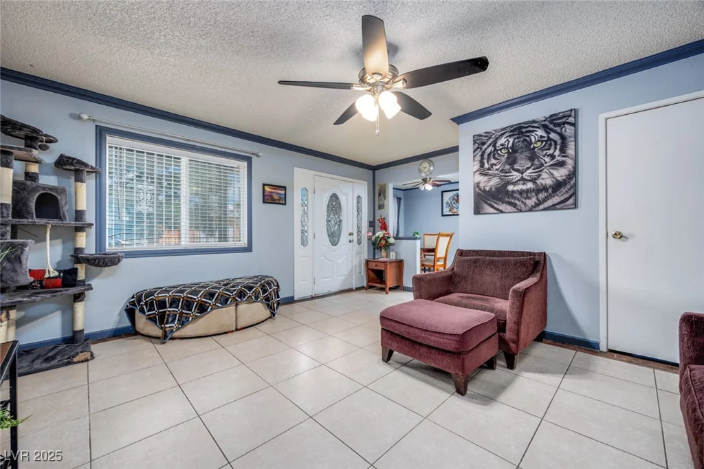 224 Catalini, Las Vegas, NV 89107