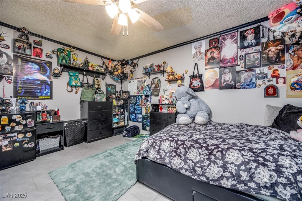 224 Catalini, Las Vegas, NV 89107