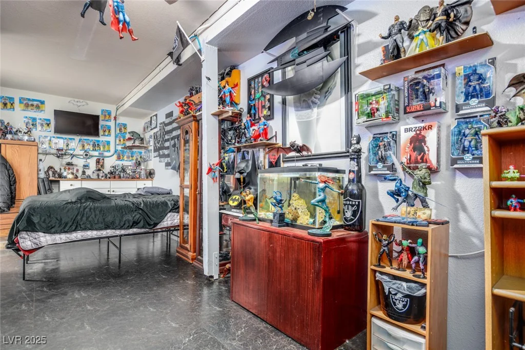 224 Catalini, Las Vegas, NV 89107