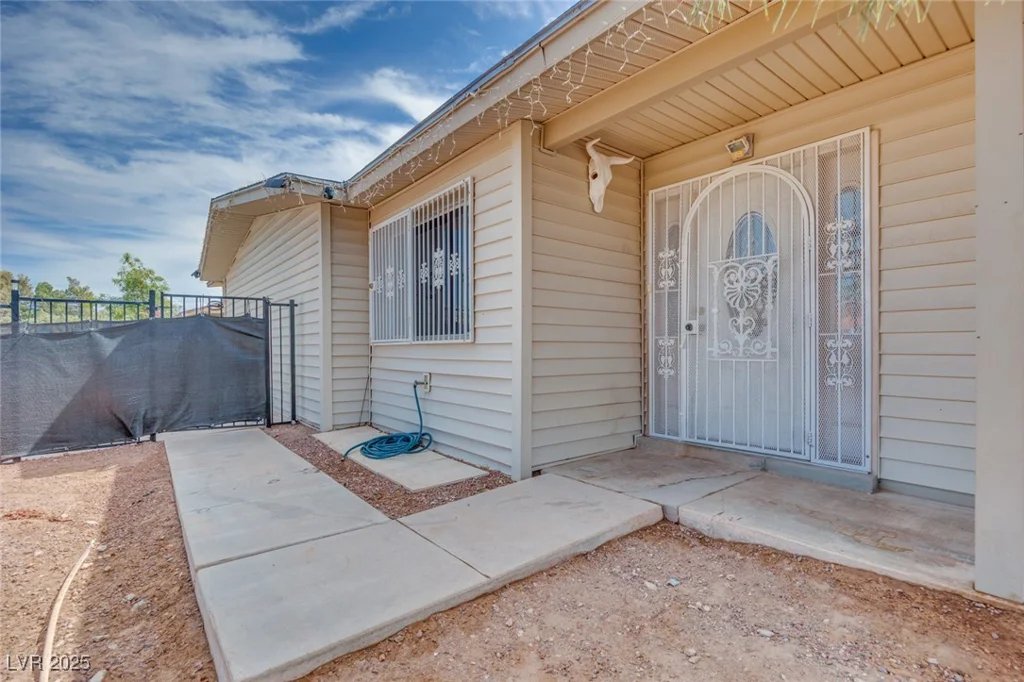224 Catalini, Las Vegas, NV 89107