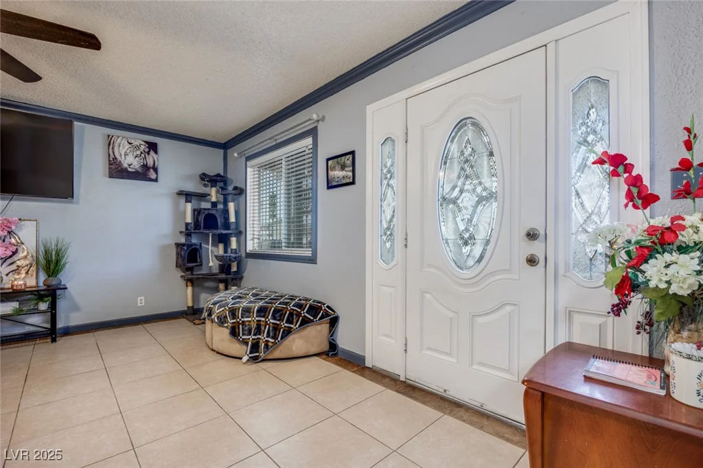224 Catalini, Las Vegas, NV 89107