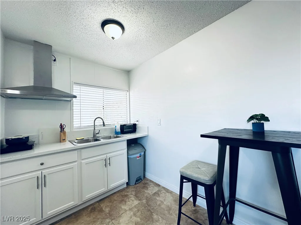 5821 Marka, Las Vegas, NV 89108
