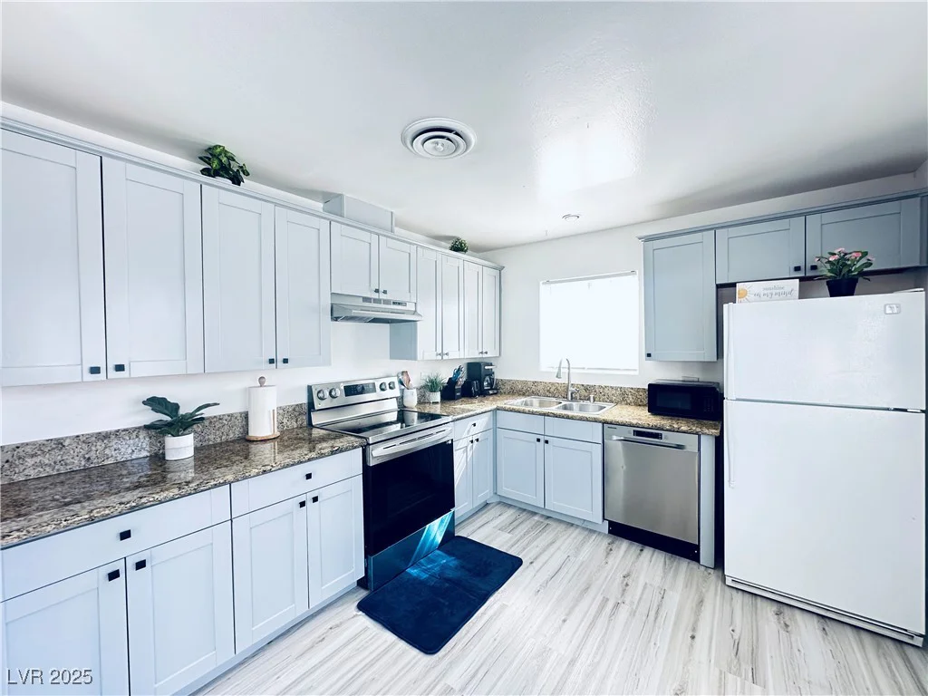 5821 Marka, Las Vegas, NV 89108