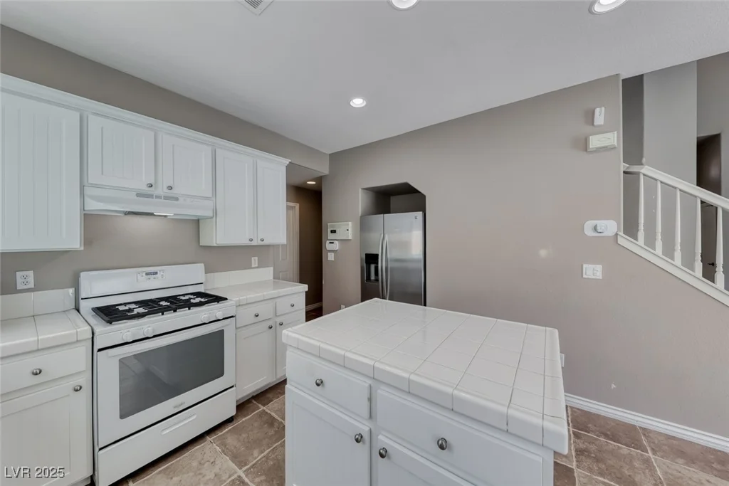 7548 French Springs, Las Vegas, NV 89139