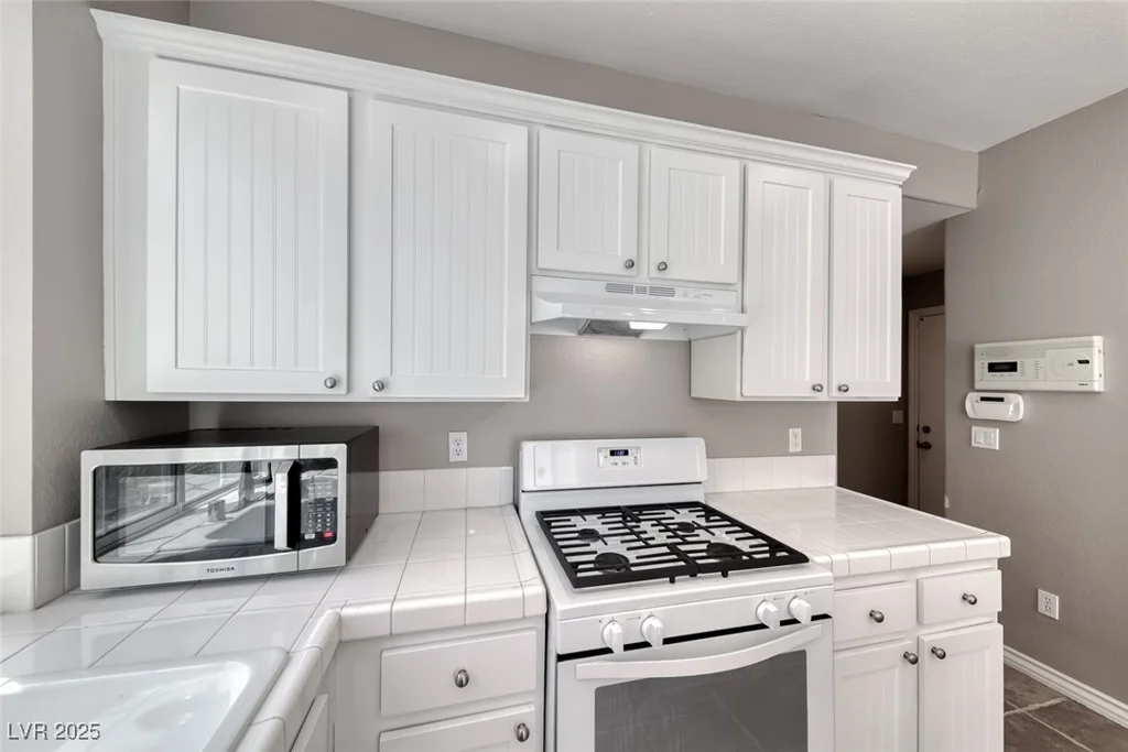 7548 French Springs, Las Vegas, NV 89139