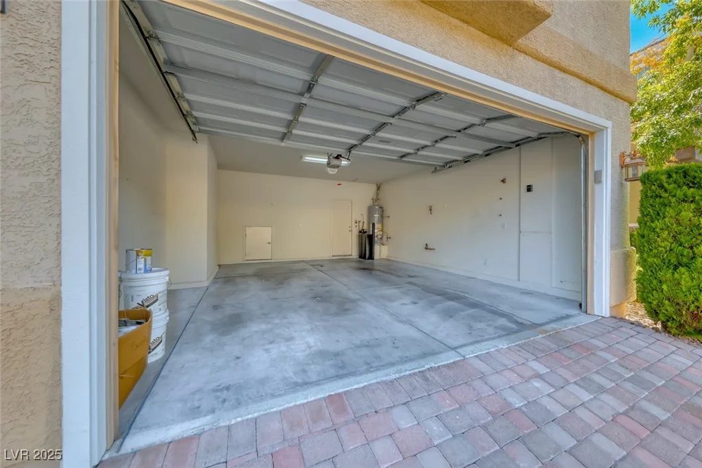 7548 French Springs, Las Vegas, NV 89139