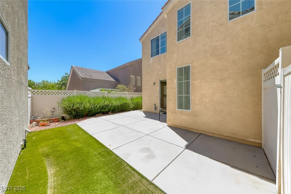 7548 French Springs, Las Vegas, NV 89139