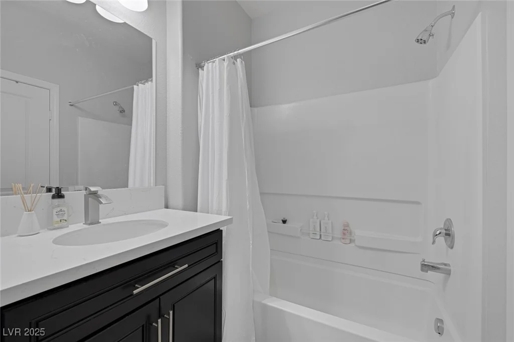 7890 Miller, Las Vegas, NV 89113