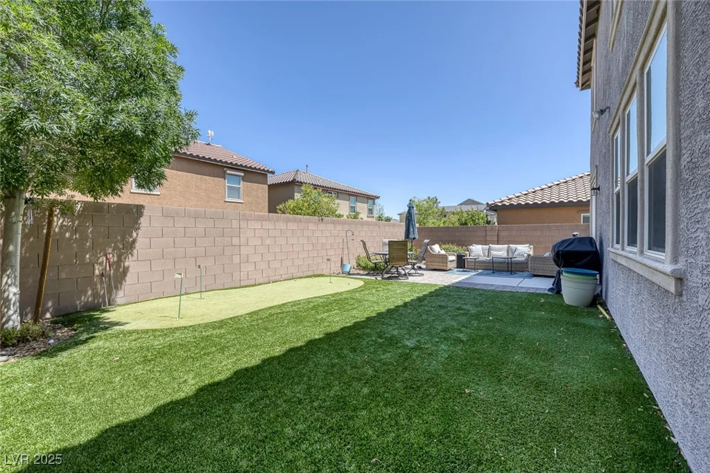 7890 Miller, Las Vegas, NV 89113