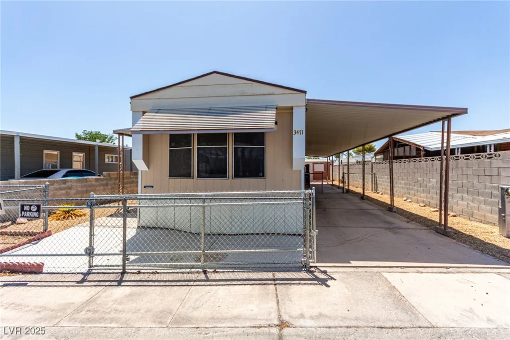 3471 Cape Cod, Las Vegas, NV 89122