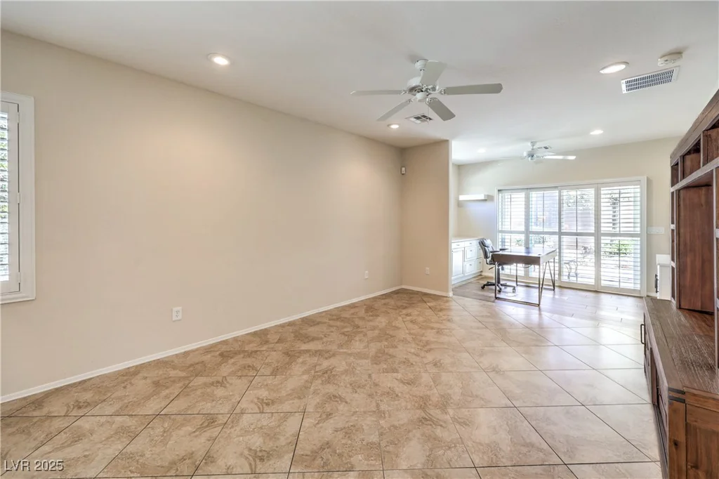 2540 Binary Stars, Henderson, NV 89044