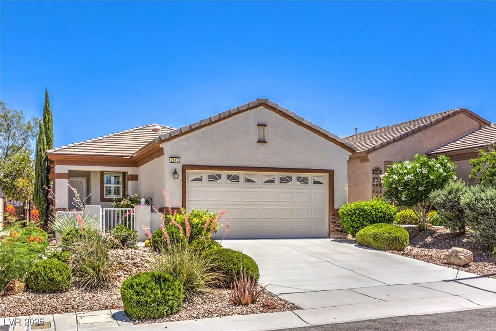 2540 Binary Stars, Henderson, NV 89044
