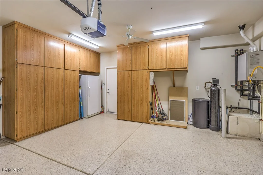 2540 Binary Stars, Henderson, NV 89044