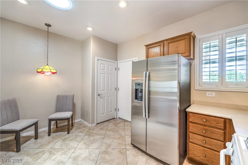 2540 Binary Stars, Henderson, NV 89044