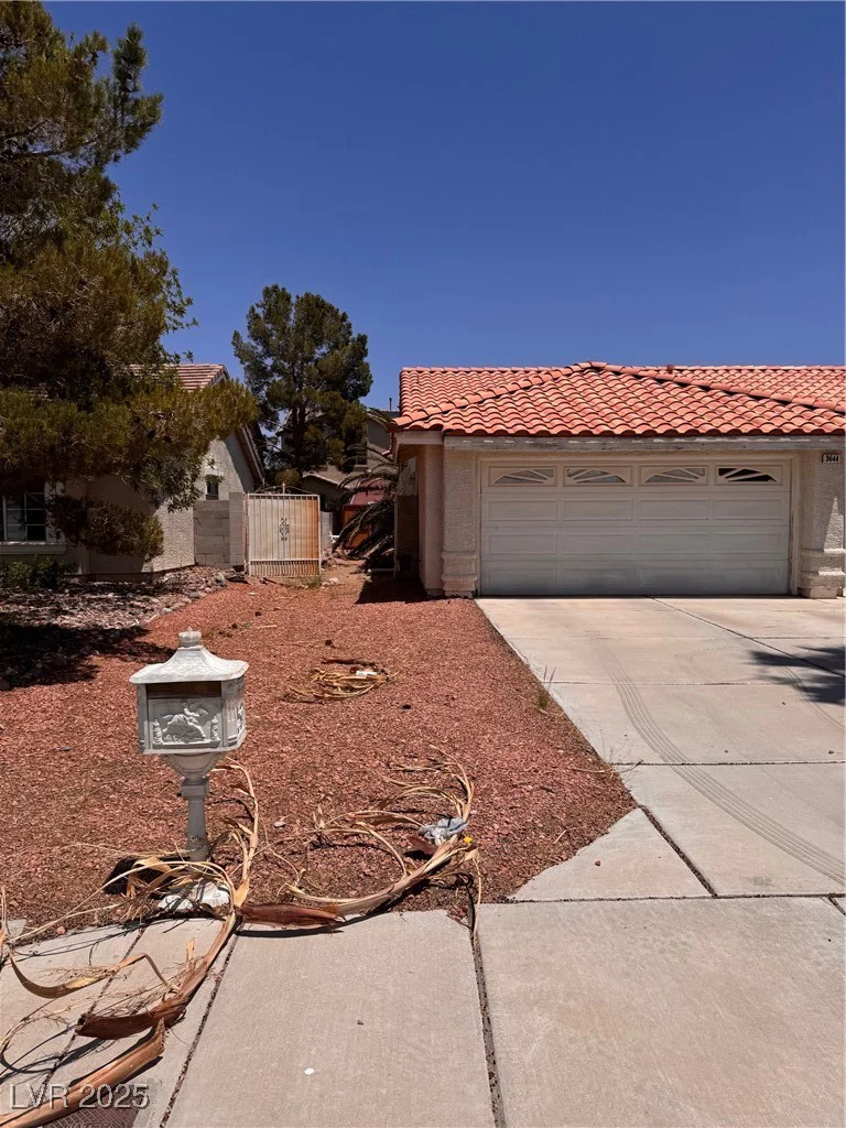 3644 Valley, North Las Vegas, NV 89032
