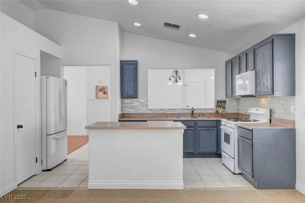 406 River Glider, North Las Vegas, NV 89084