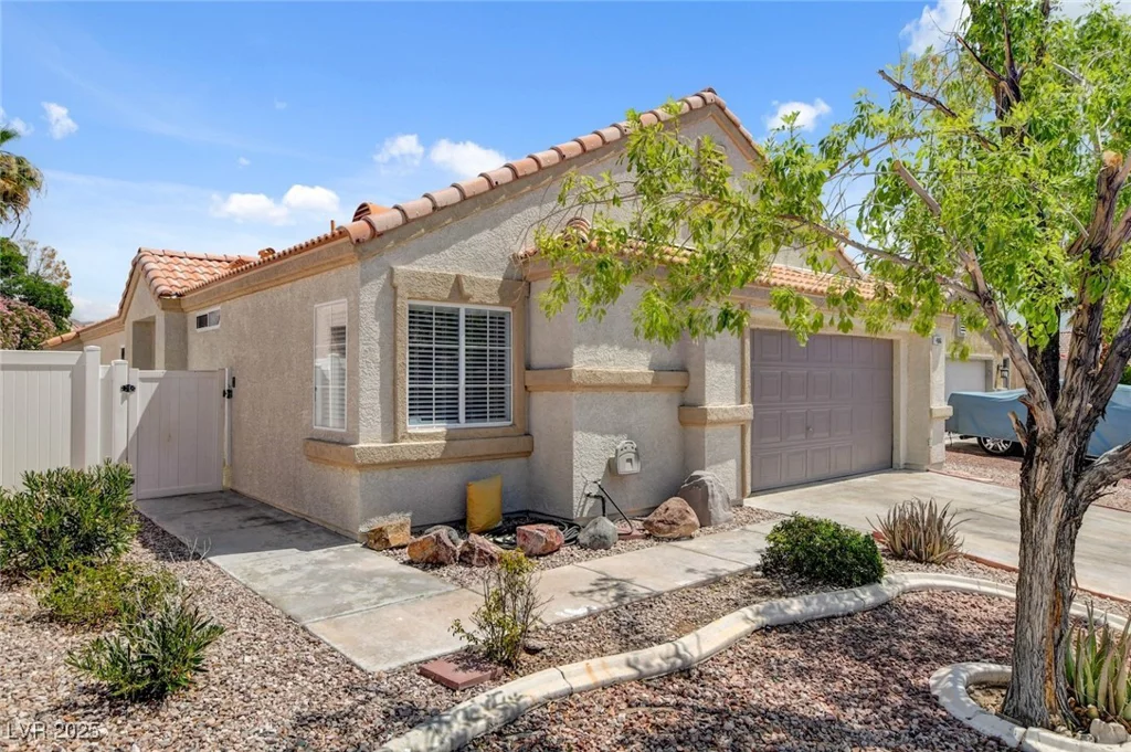 406 River Glider, North Las Vegas, NV 89084