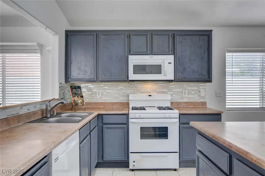 406 River Glider, North Las Vegas, NV 89084