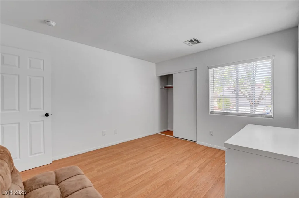 406 River Glider, North Las Vegas, NV 89084