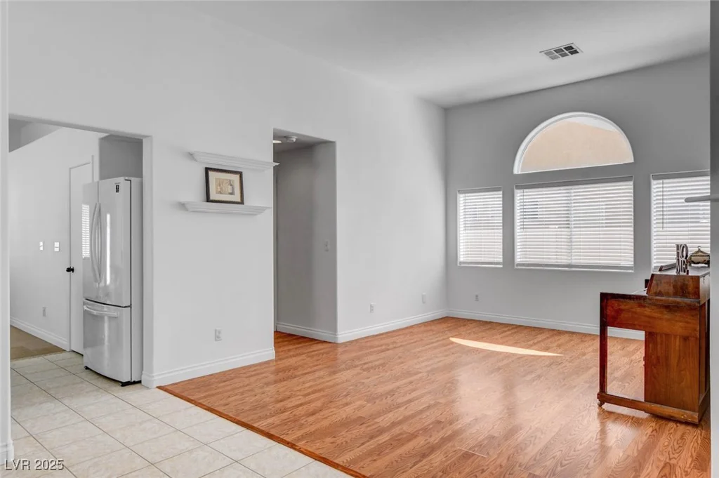 406 River Glider, North Las Vegas, NV 89084