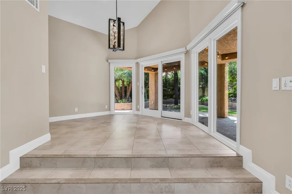 5123 Southern Hills, Las Vegas, NV 89113