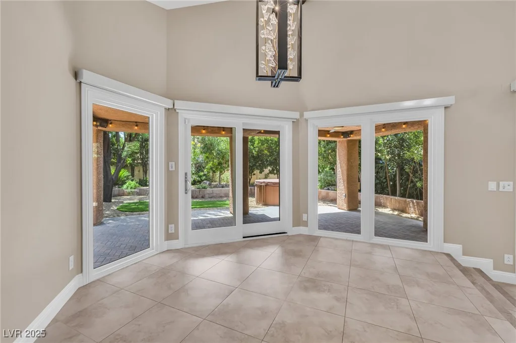 5123 Southern Hills, Las Vegas, NV 89113