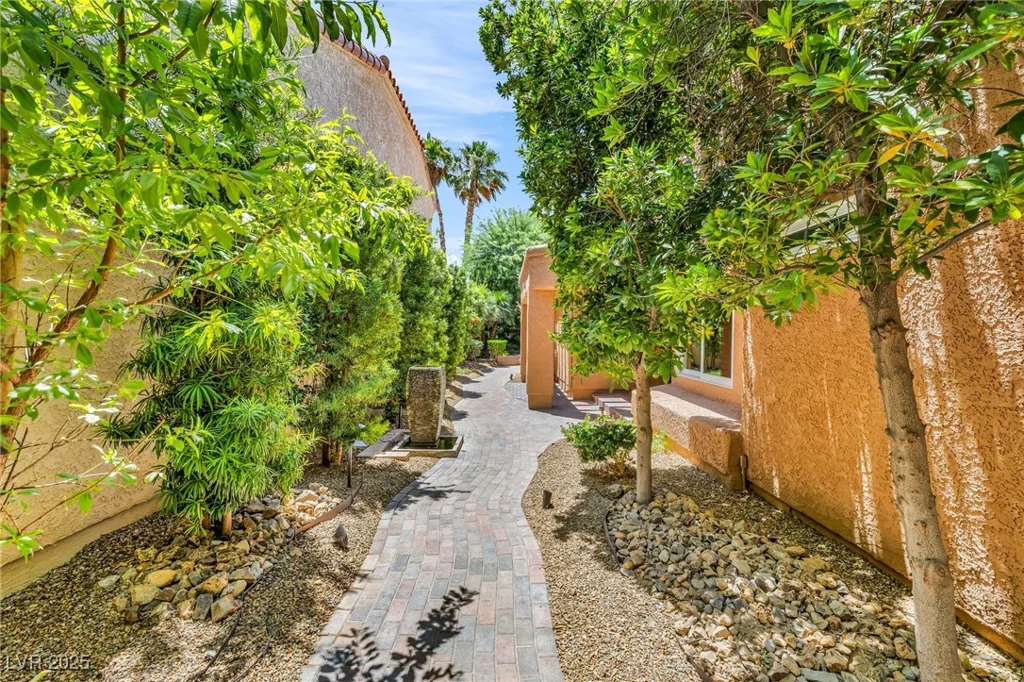 5123 Southern Hills, Las Vegas, NV 89113