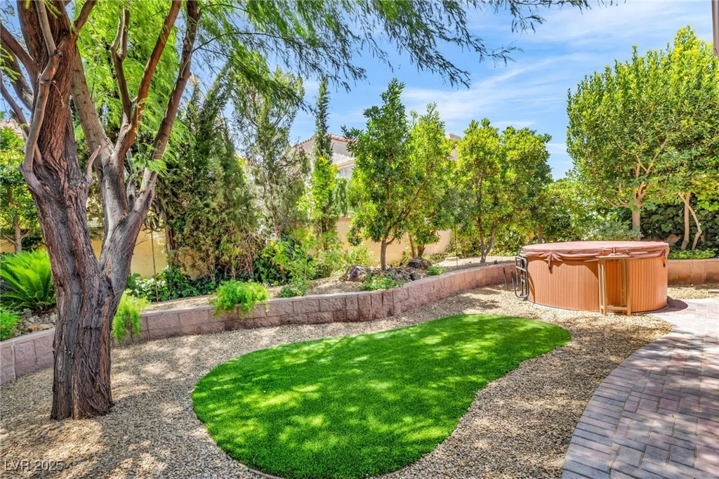 5123 Southern Hills, Las Vegas, NV 89113