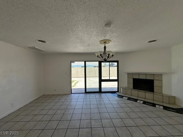 4200 Via Vaquero, Las Vegas, NV 89102