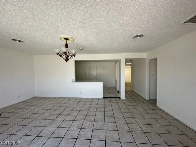 4200 Via Vaquero, Las Vegas, NV 89102