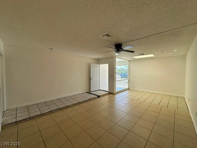 4200 Via Vaquero, Las Vegas, NV 89102