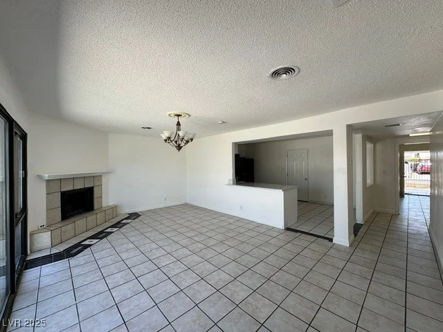 4200 Via Vaquero, Las Vegas, NV 89102