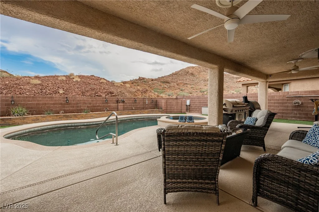 47 Desert Sunflower, Henderson, NV 89002