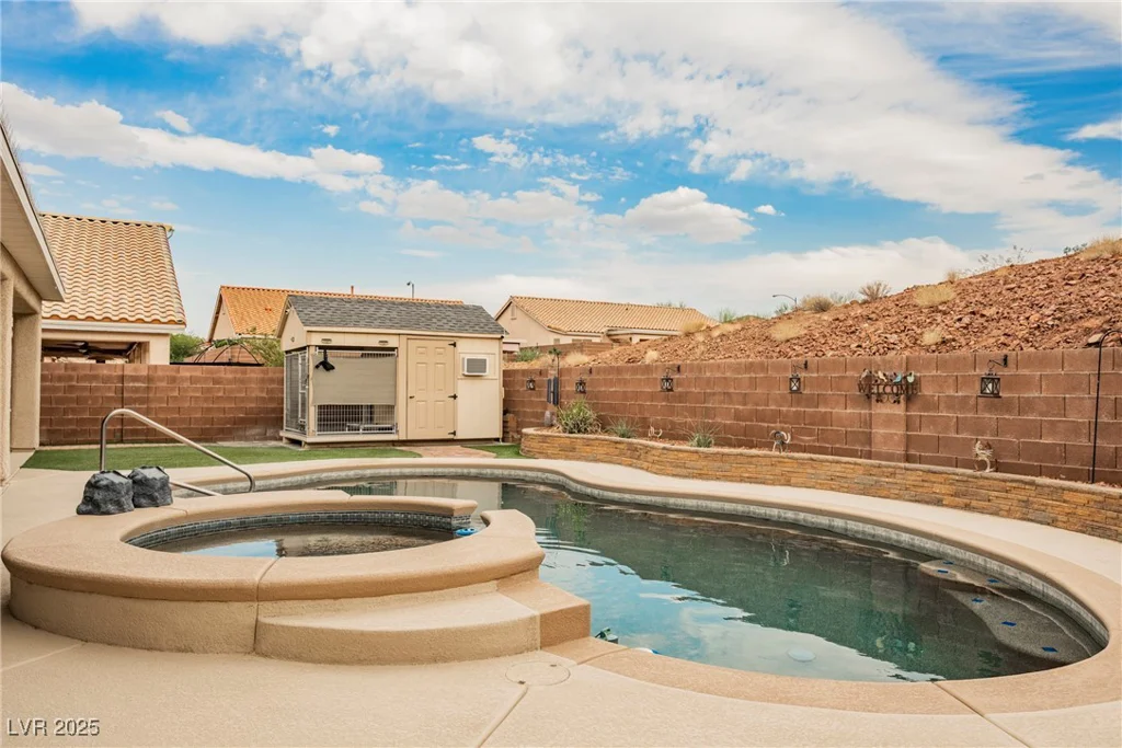 47 Desert Sunflower, Henderson, NV 89002