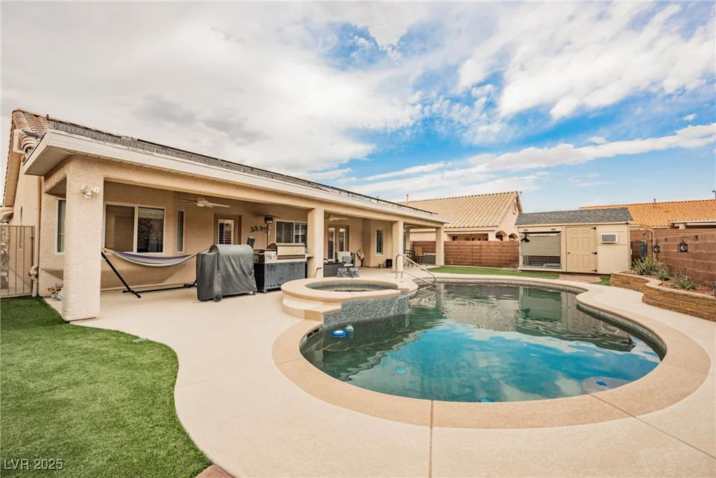 47 Desert Sunflower, Henderson, NV 89002