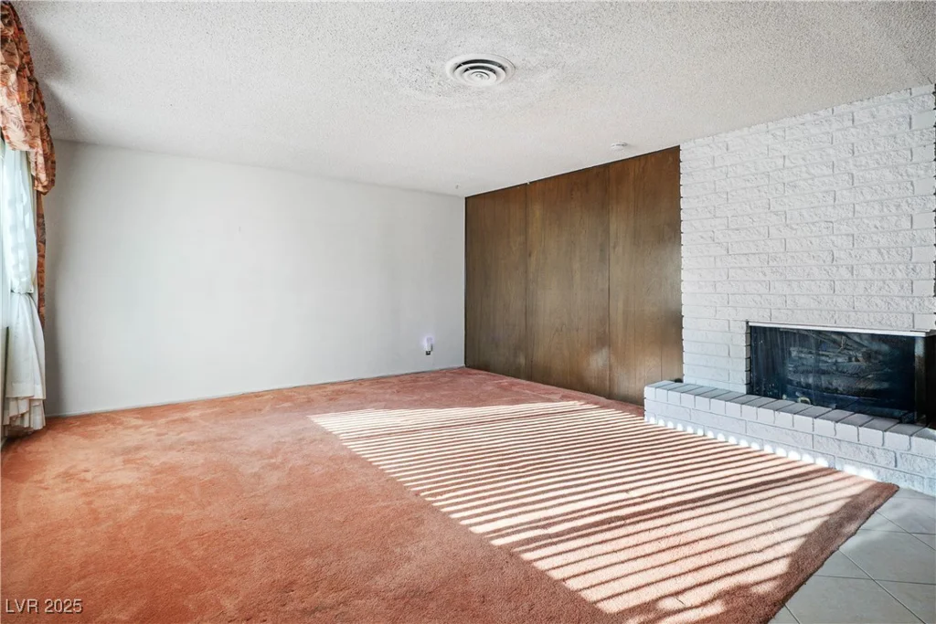 1716 Luning, Las Vegas, NV 89106