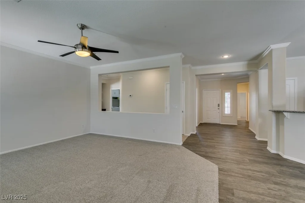 1453 Doggett, Las Vegas, NV 89123