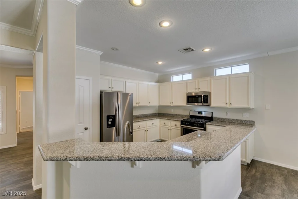 1453 Doggett, Las Vegas, NV 89123