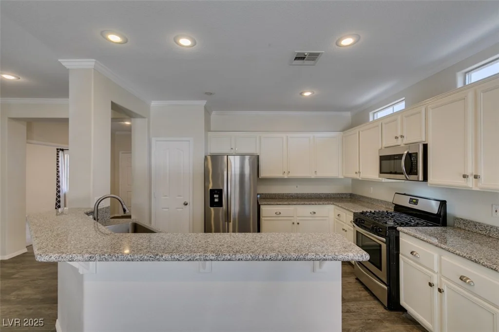 1453 Doggett, Las Vegas, NV 89123