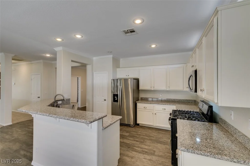 1453 Doggett, Las Vegas, NV 89123