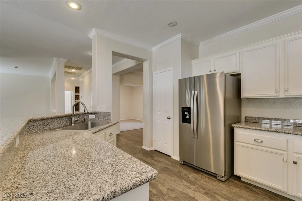 1453 Doggett, Las Vegas, NV 89123