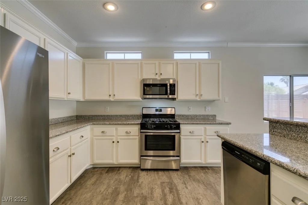 1453 Doggett, Las Vegas, NV 89123