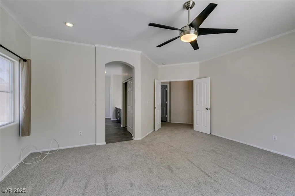 1453 Doggett, Las Vegas, NV 89123