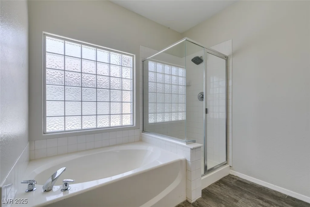 1453 Doggett, Las Vegas, NV 89123