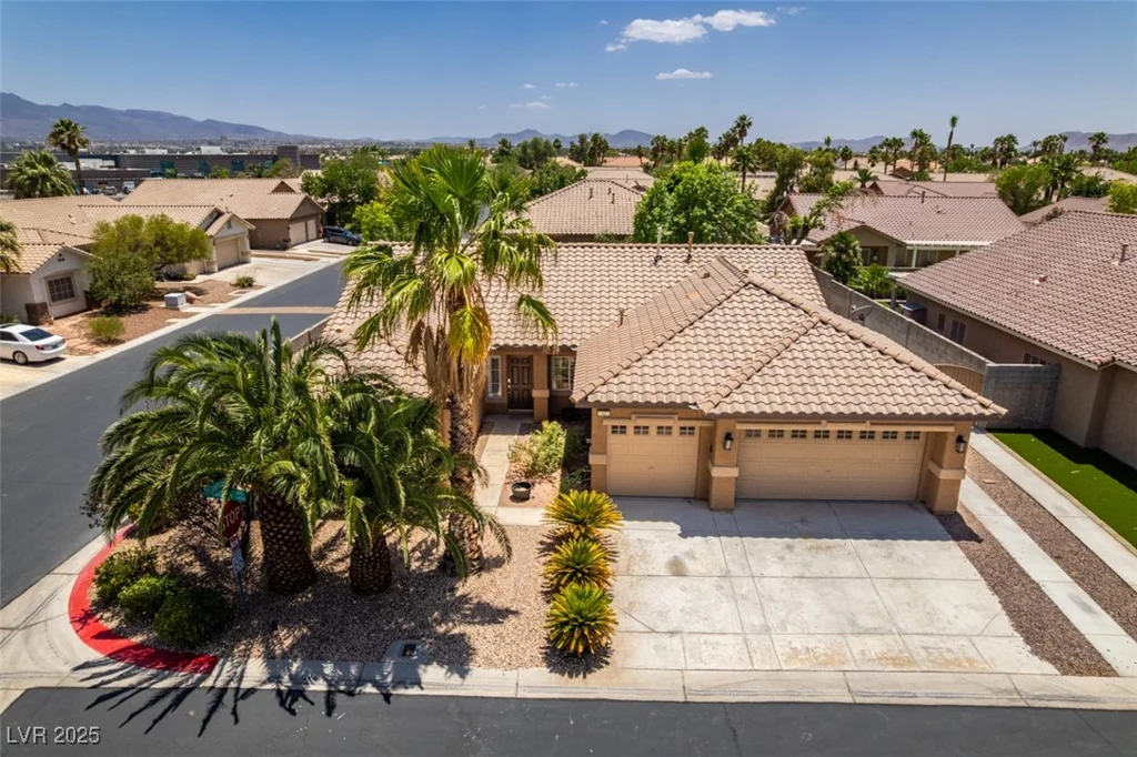 1453 Doggett, Las Vegas, NV 89123