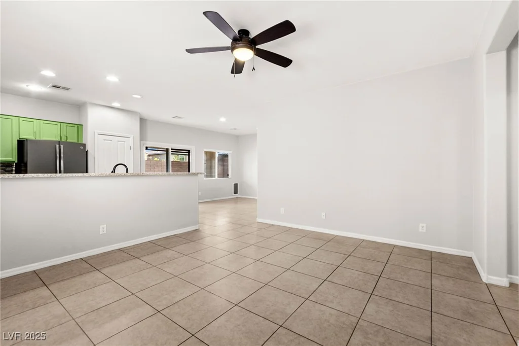 10557 Bandera Mountain, Las Vegas, NV 89166