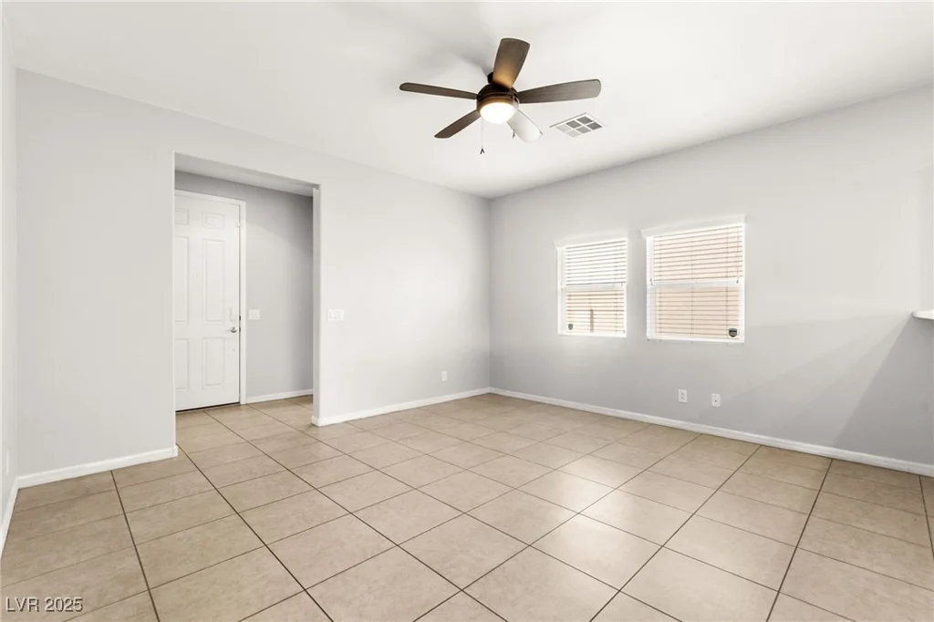 10557 Bandera Mountain, Las Vegas, NV 89166