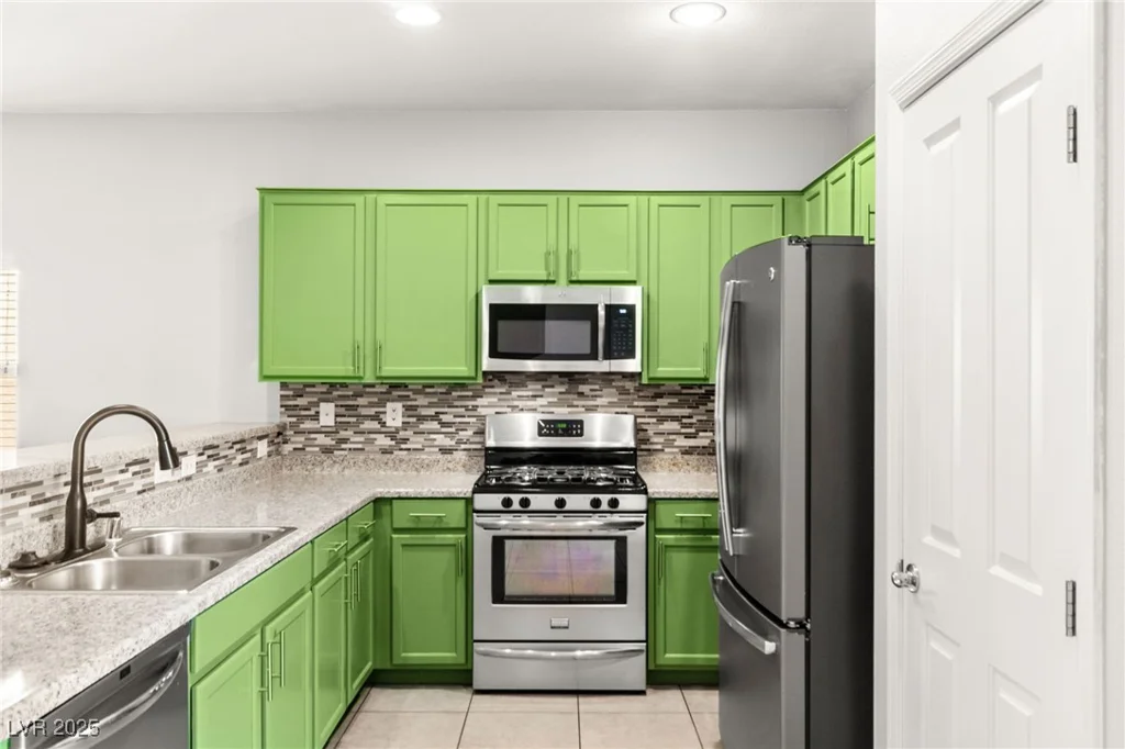 10557 Bandera Mountain, Las Vegas, NV 89166