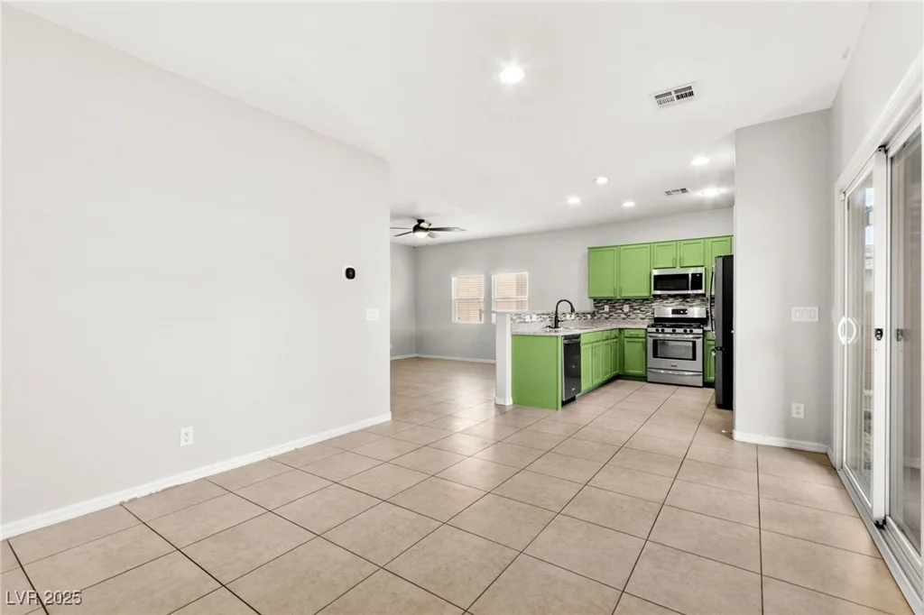 10557 Bandera Mountain, Las Vegas, NV 89166