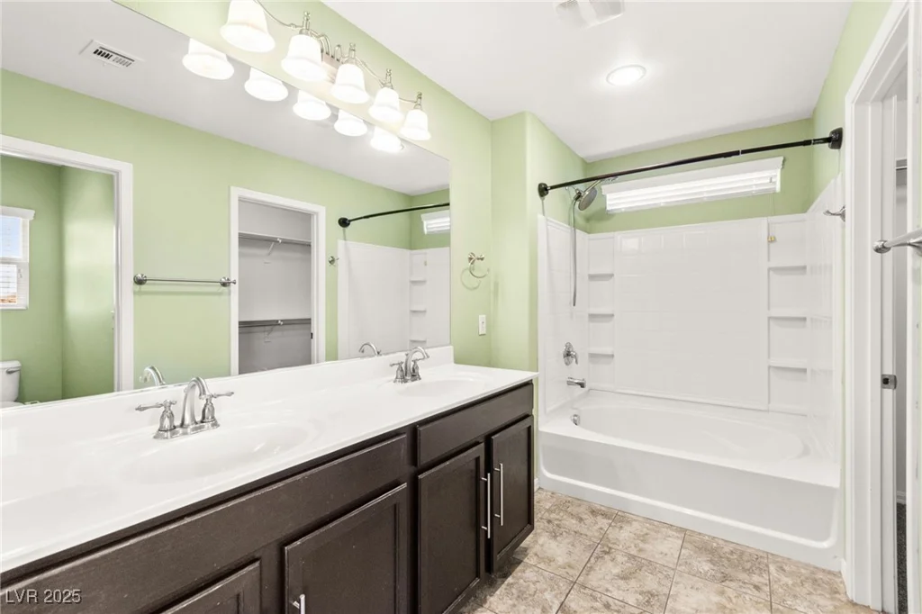10557 Bandera Mountain, Las Vegas, NV 89166
